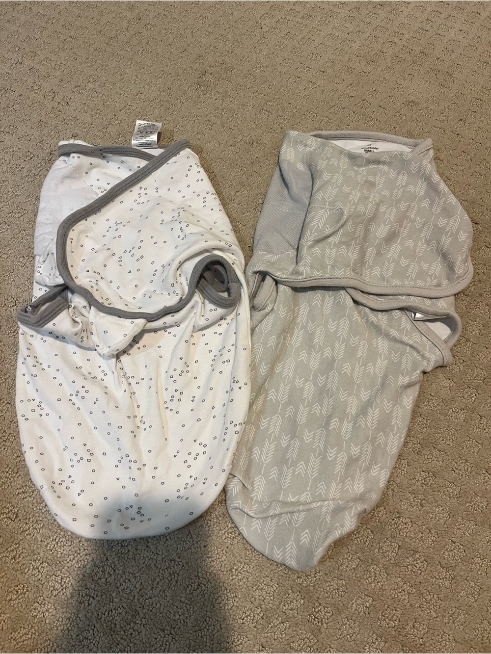 SwaddleMe Grey and White Baby Swaddle Wraps